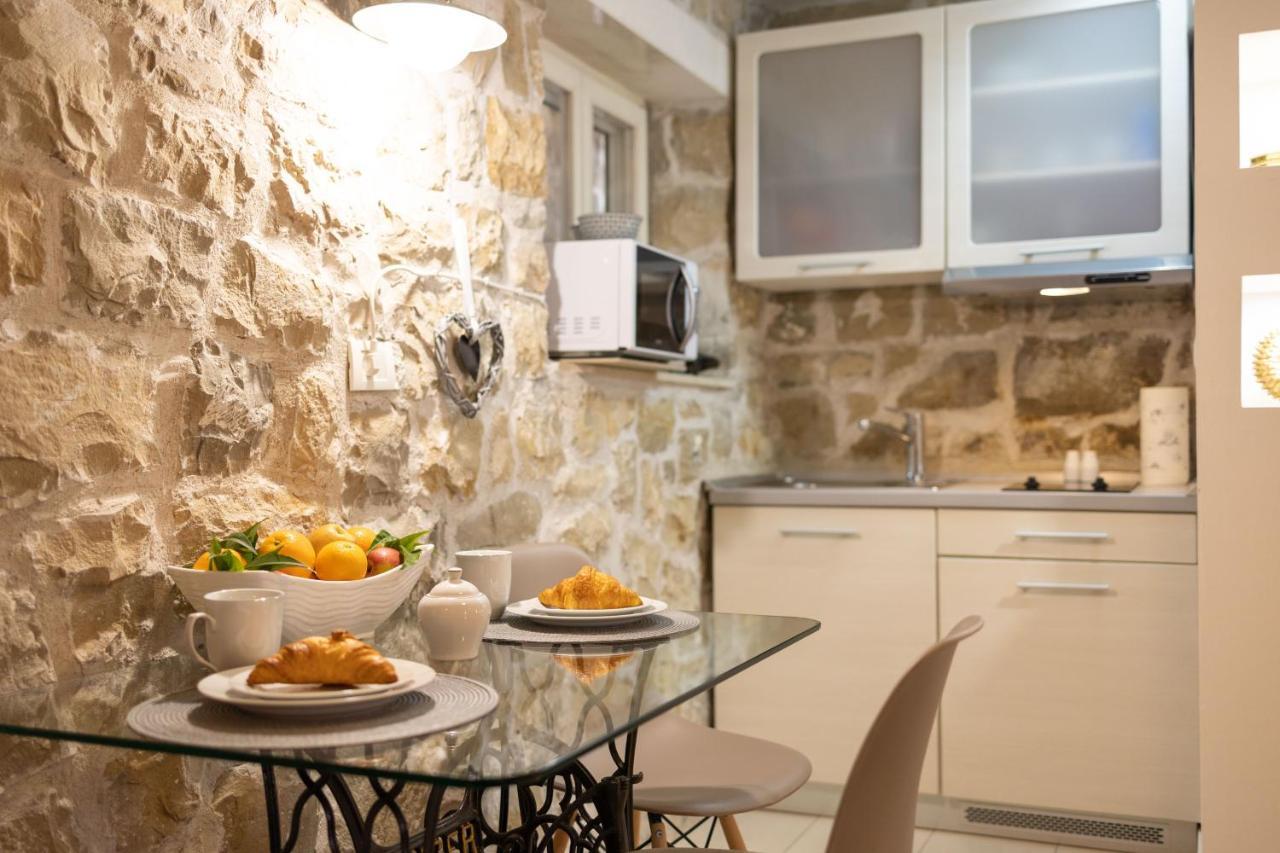 Sea La Vie Apartments สปลิท ภายนอก รูปภาพ